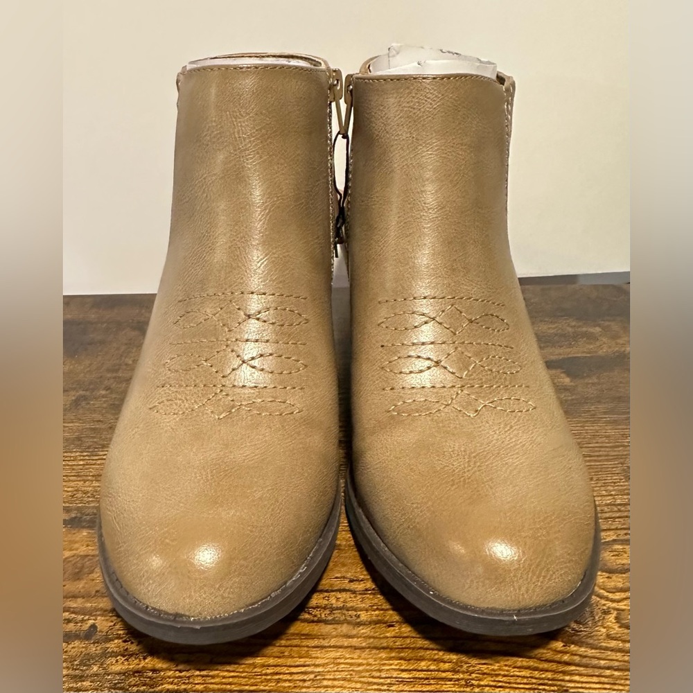 Frye and Co. Women’s Stone Jude Stacked Heel Booties NWT Size 9 - Picture 10 of 10